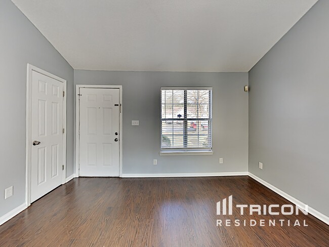 Building Photo - 3539 Oak Leaf Ct