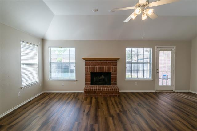 Building Photo - 2617 Zoeller Dr