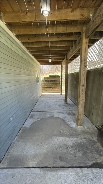 Photo - 424 W 7th Ave Apartment