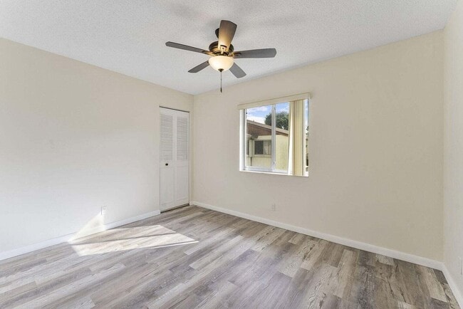 Foto del edificio - 4787 Sable Pine Cir
