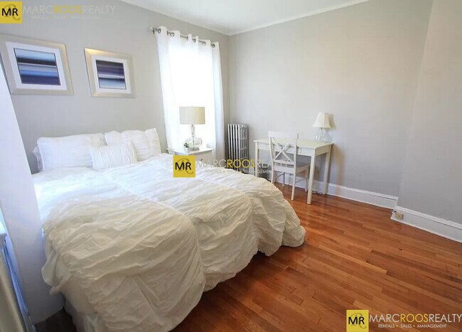 Building Photo - 62 Litchfield St