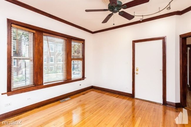 Foto del edificio - 5718 N Glenwood Ave