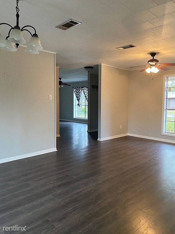 Foto del edificio - 2405 St Francis St