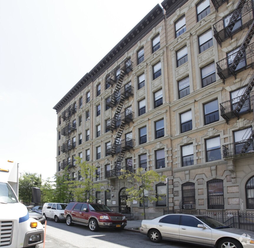 Foto principal - 254-258 W 154th St