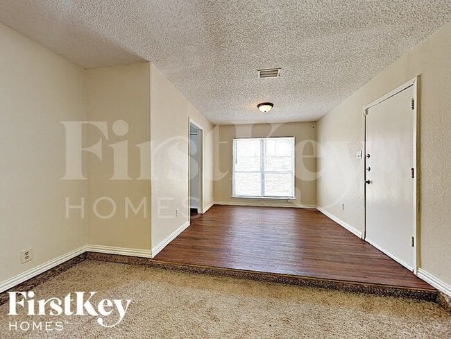 Building Photo - 3505 Glenda Dr