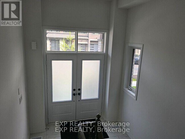 Photo du bâtiment - 64 Singhampton Rd