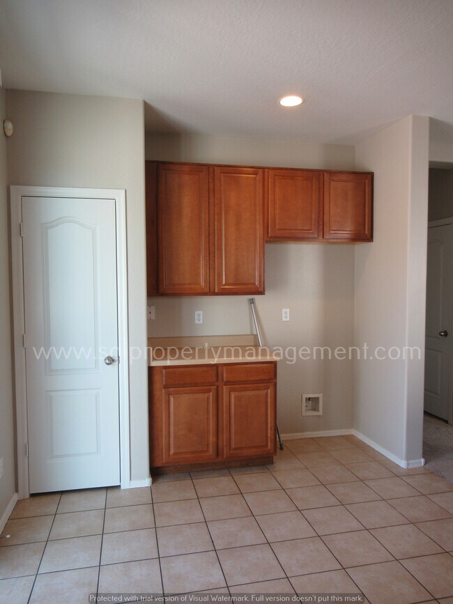 Foto del edificio - 25684 W Pleasant Ln