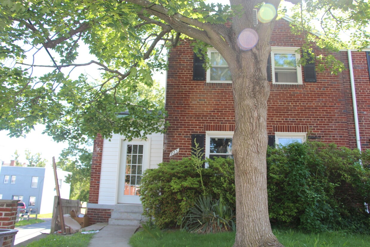 Photo - 723 N Nelson St (Arlington, VA)