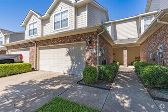 Building Photo - 8617 Heather Ridge Dr