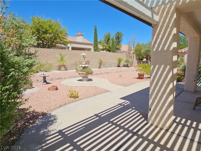 Foto del edificio - 2525 Palmridge Dr