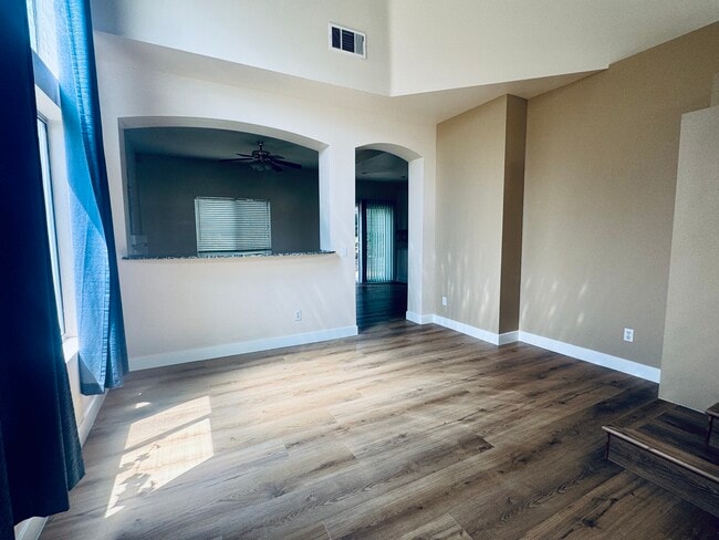 Dining - 2834 Rolling Meadow Dr