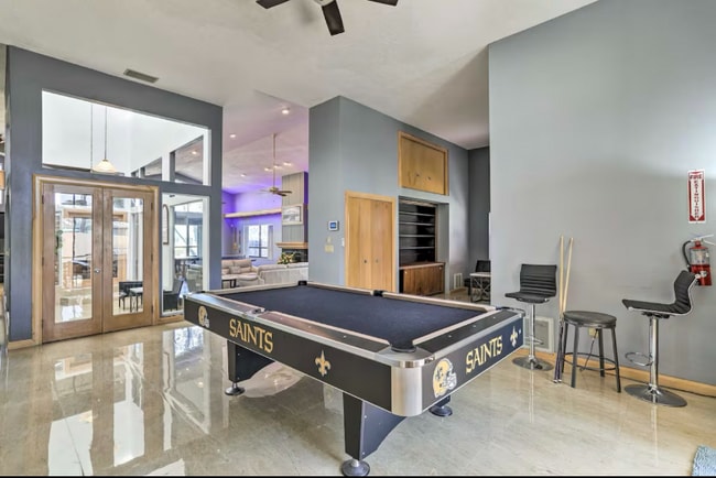 Photo - 10830 Oakdale Terrace House