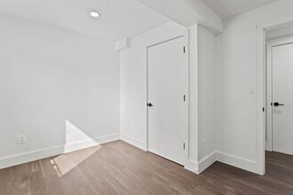 Interior Photo - The Doreen
