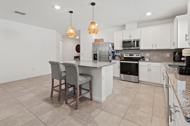 Building Photo - 11855 Armada Wy