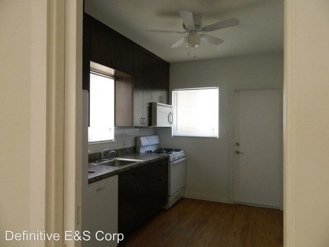 Building Photo - 124 N Palmway
