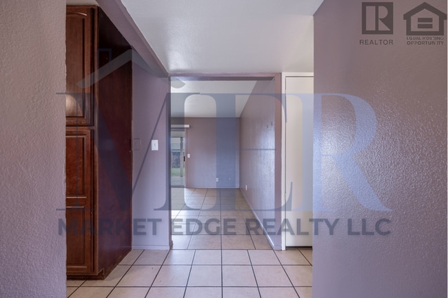 Foto del edificio - 5Bed/2Bath Home at 35th Ave/Cactus! $1799 ...