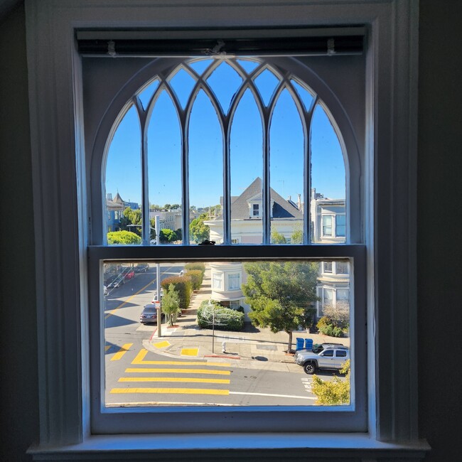 Foto del edificio - 1260 Masonic Ave
