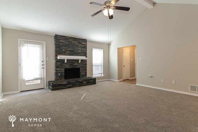 Foto del edificio - 3309 Sara Dr