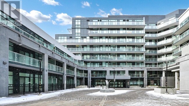 Photo du bâtiment - 621-621 Sheppard Ave E