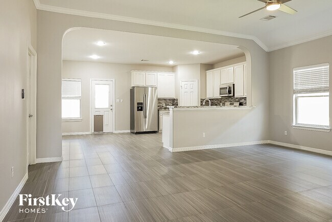 Building Photo - 7231 Foxmoor Lake Ct
