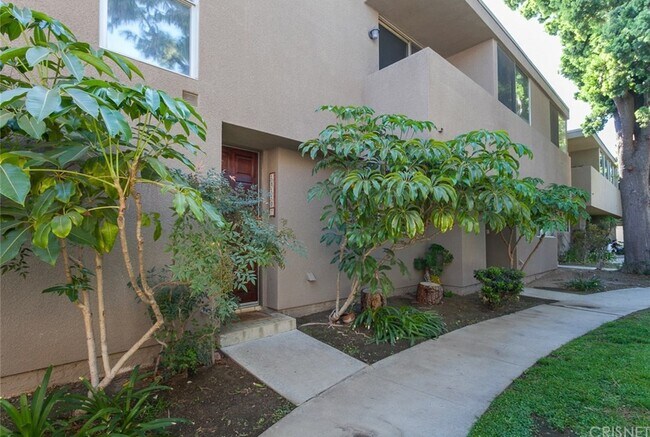 Building Photo - 18144 Killion St