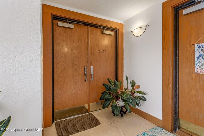 Foto del edificio - 7415 Aquarina Beach Dr