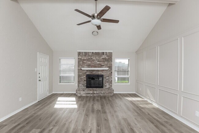Foto del edificio - 2609 S Meadow Dr