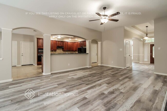 Building Photo - 18022 Oak Park Bend Ln