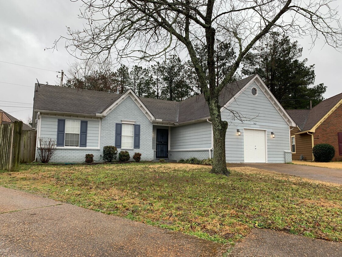 Primary Photo - Awesome Home for Rent!!!!