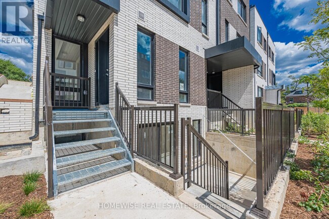 Building Photo - 20 Ed Clark Gdns