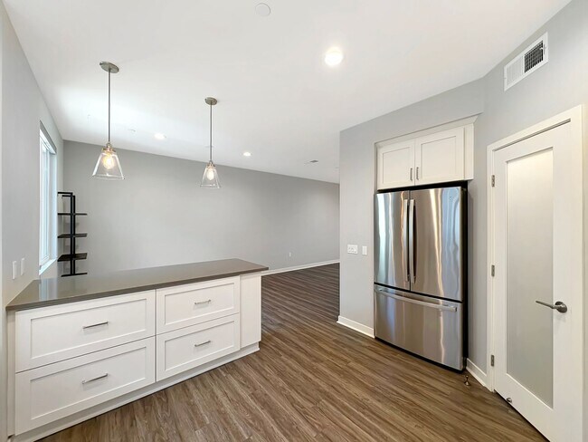 Foto del edificio - Spacious San Elijo Hills Home with 2-car G...