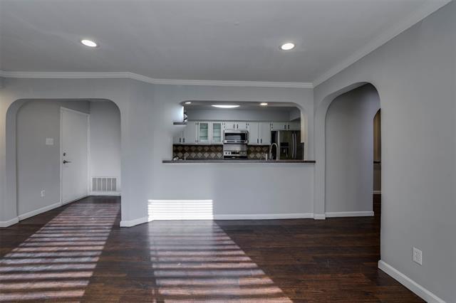 Building Photo - 3111 Golden Oak Ct