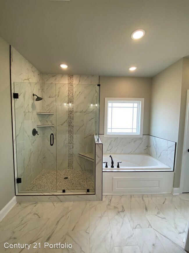 Foto del edificio - 4 br, 2 bath House - 3100 Creekview