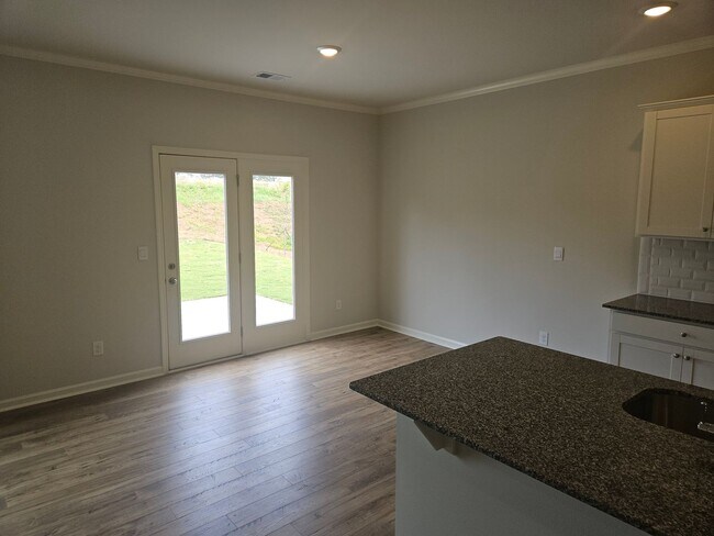 Foto del edificio - New 5 Bedroom 3 Bath House For Lease Dallas GA