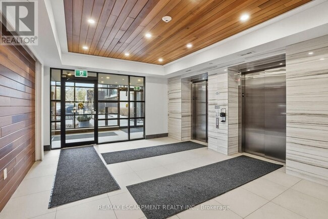 Building Photo - 320 Plains Rd E