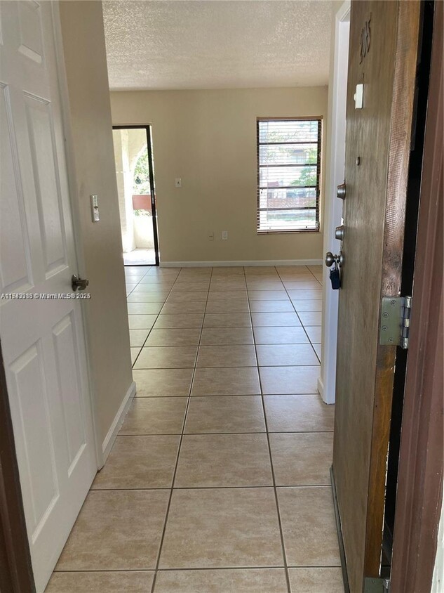 Primary Photo - 9080 SW 125th Ave