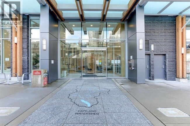 Building Photo - 4458 Beresford St.