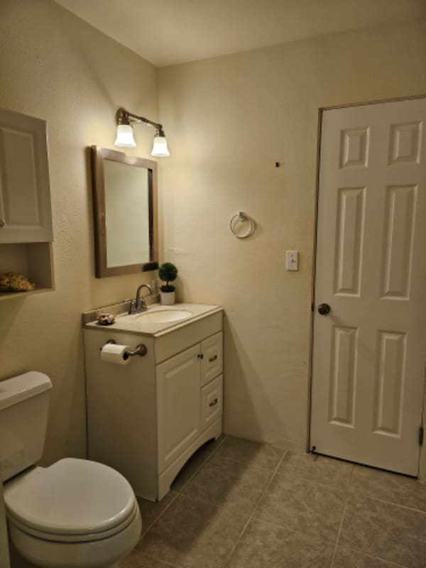 Building Photo - 5150 Kupele Pl