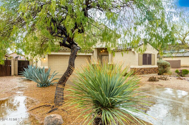 Building Photo - 28446 N Dolomite Ln