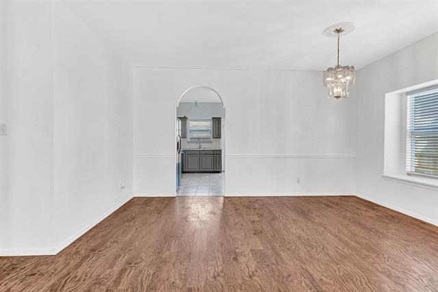 Foto del edificio - 1421 Ross Dr