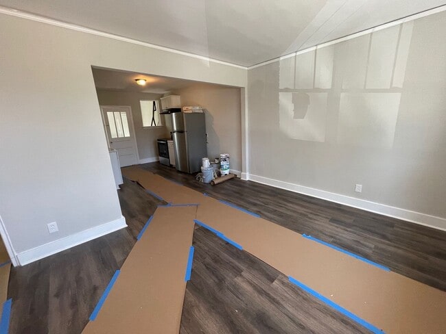 Foto del edificio - Woodlawn Duplex Apartment 2 Bedroom 1 Bath