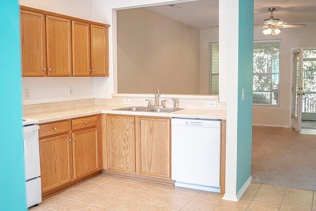 Building Photo - 133 Olde Towne Way