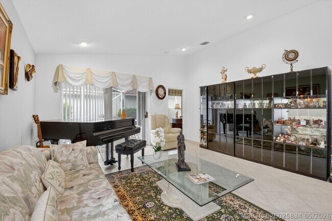 Foto del edificio - 7470 Chorale Rd