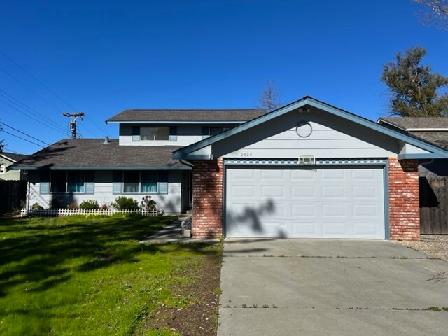 Building Photo - 2825 Timberline Ct