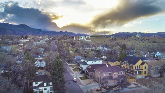 Photo - 724 N Walnut St House