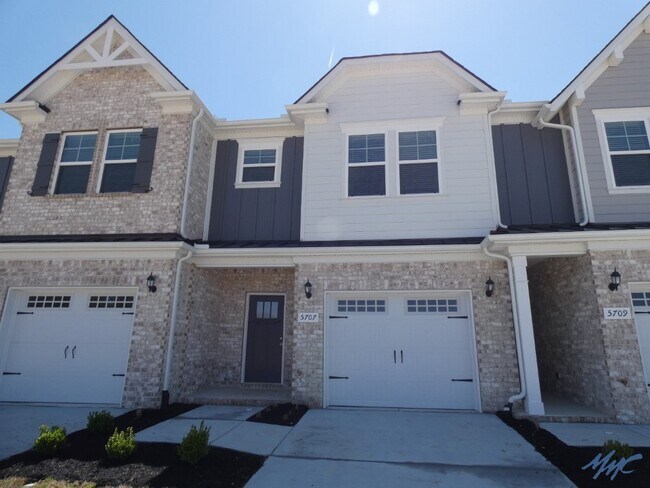 Foto del edificio - 5707 Dockside Dr