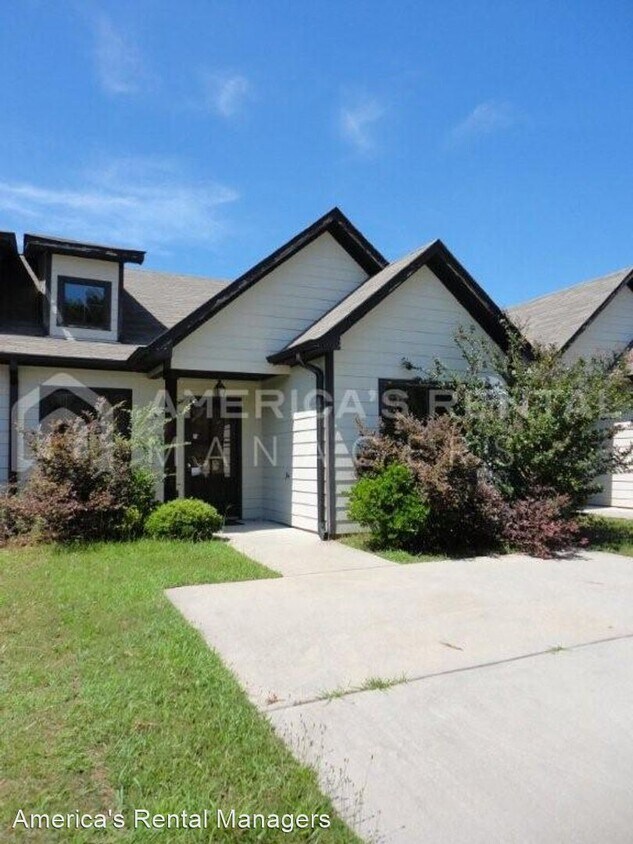 124 Winner Cir, Calera, AL 35040 House Rental in Calera, AL