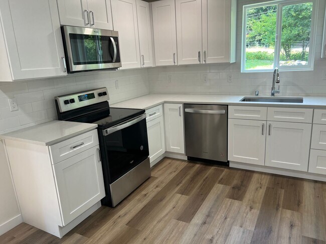 Foto del edificio - Remodeled Poulsbo Home