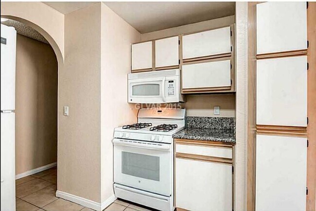 Kitchen - 2200 S Fort Apache Rd