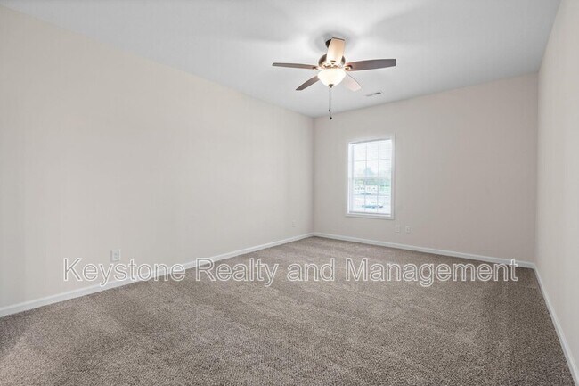 Foto del edificio - 104-D-104 Millswood Dr
